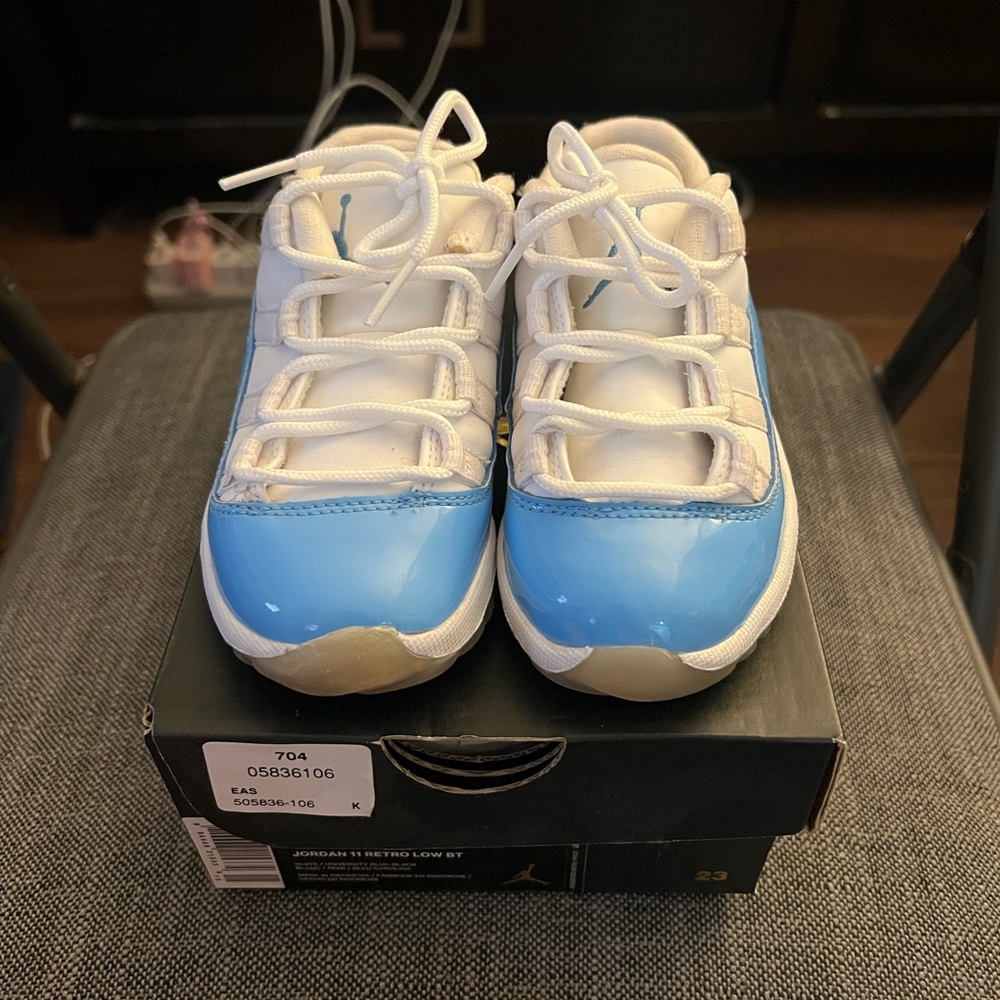 Jordan 11 retro low BT (North Carolina)